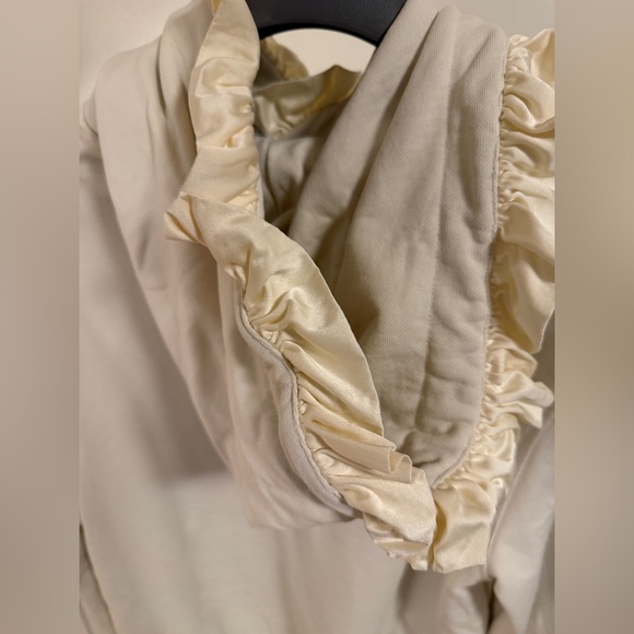 Tanner Fletcher Kit Cream Ruffle Hoodie size small - Picture 7 of 10